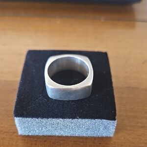 Women's Silver Ring